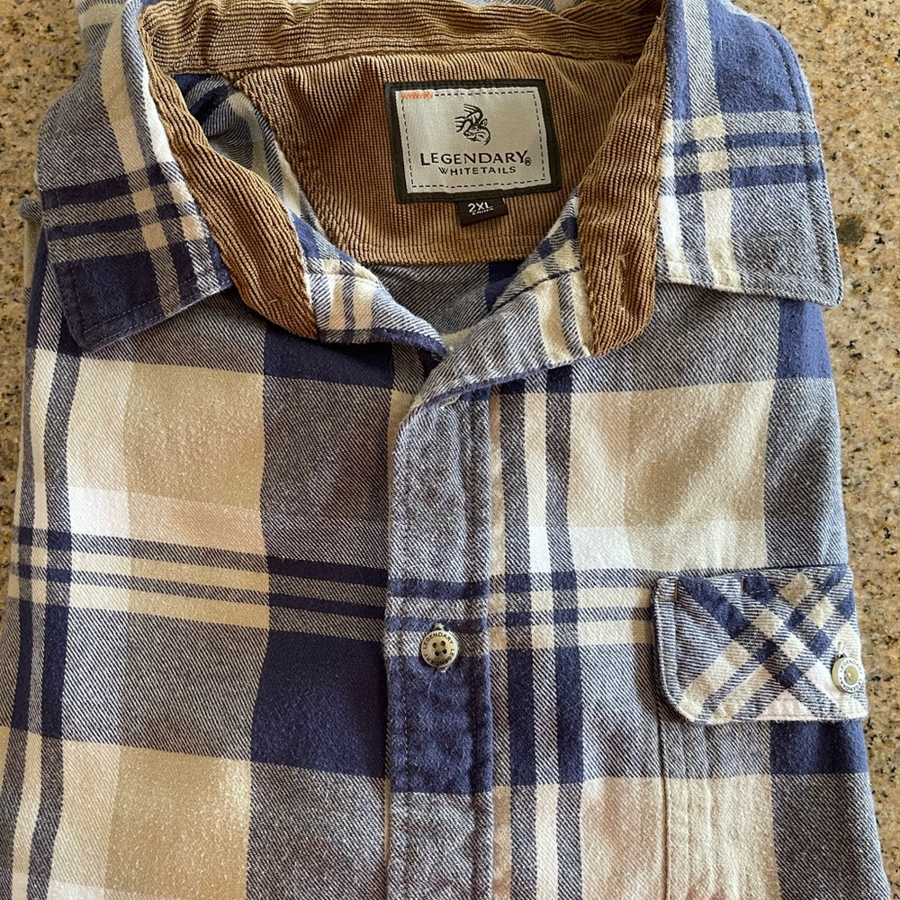Men’s Legendary Whitetails blue/cream/white flannel long-sleeved shirt Size 2XL
